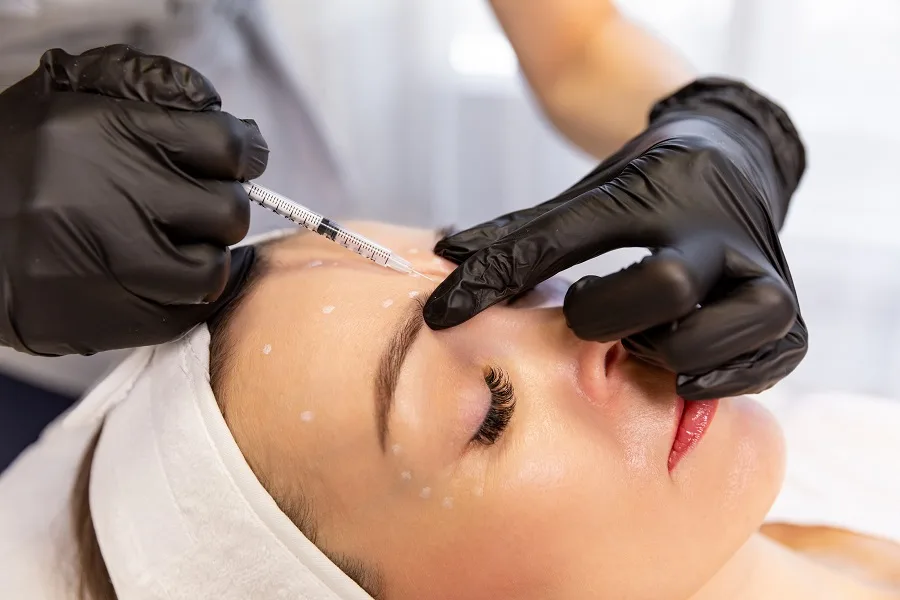 Tu primer tratamiento con Botox: qué esperar antes, durante y después.